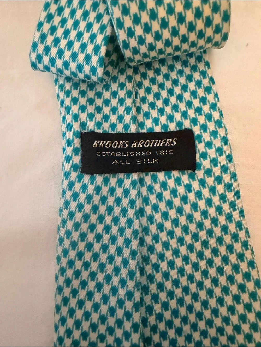 Vintage black label Brooks Brothers Teal and white Houndstooth tie